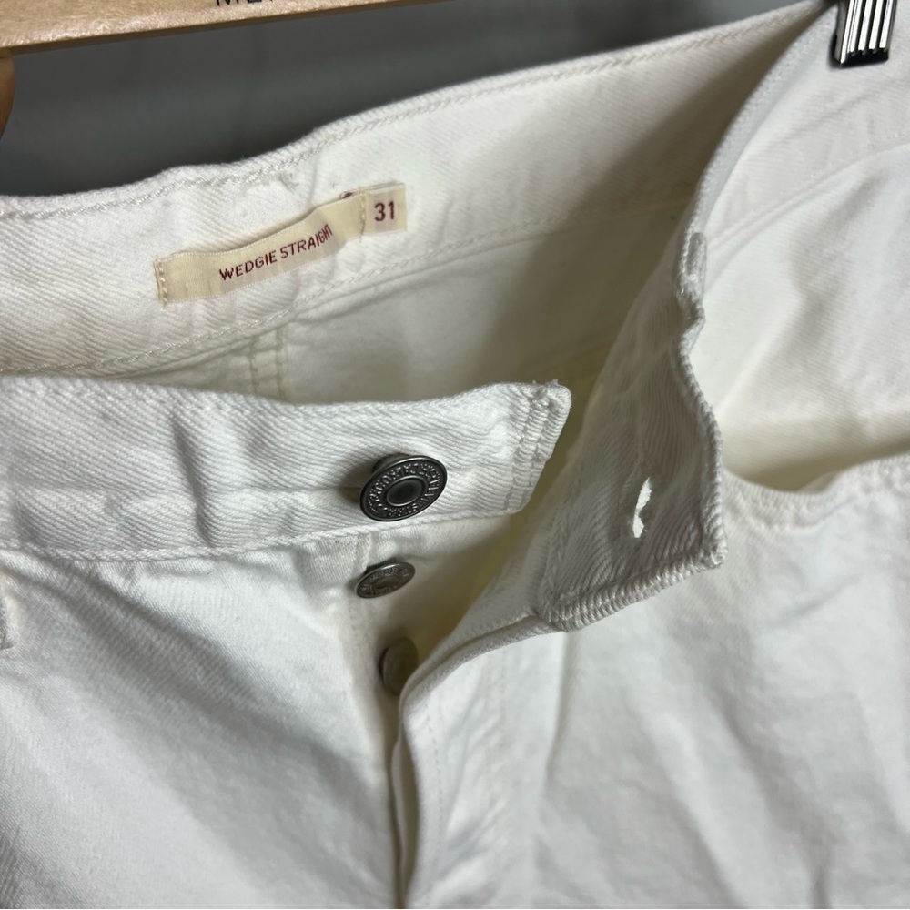 Free People Levi’s wedgie straight White Straight Leg Denim size 31 - Picture 6 of 9